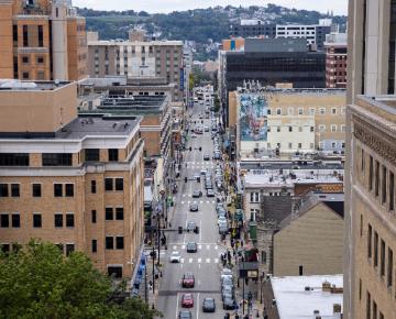 overhead view of forbes avenue in oakland